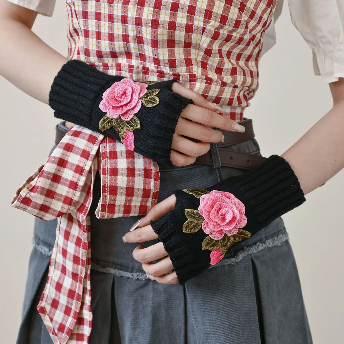 Handmade Embroidered Rose Gloves Women Fingerless Flowers Cuff Gloves Romantic Floral Mittens Hand Warmer Winter Soft Guantes
