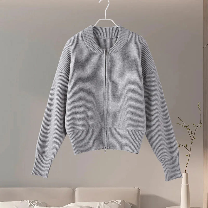 UZSC Women Vintage Knit Cardigan Casual Full Sleeve Zipper O Neck Pleated Solid Lady Sweater 2025 Autumn Fashion Female Knitwear