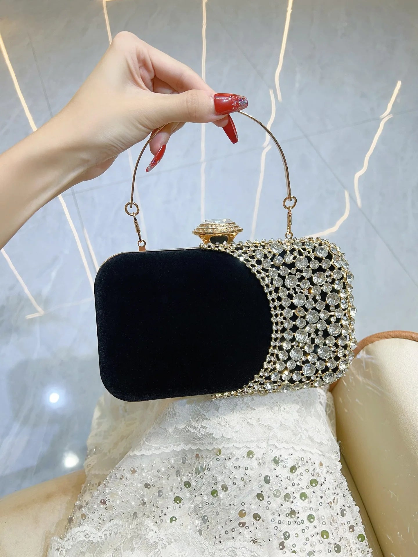 Hollow Design Women Evening Bags Velvet Glitter Fashion Ladies Wedding Party Clutch Bags Shoulder Chain Diamonds Handbags