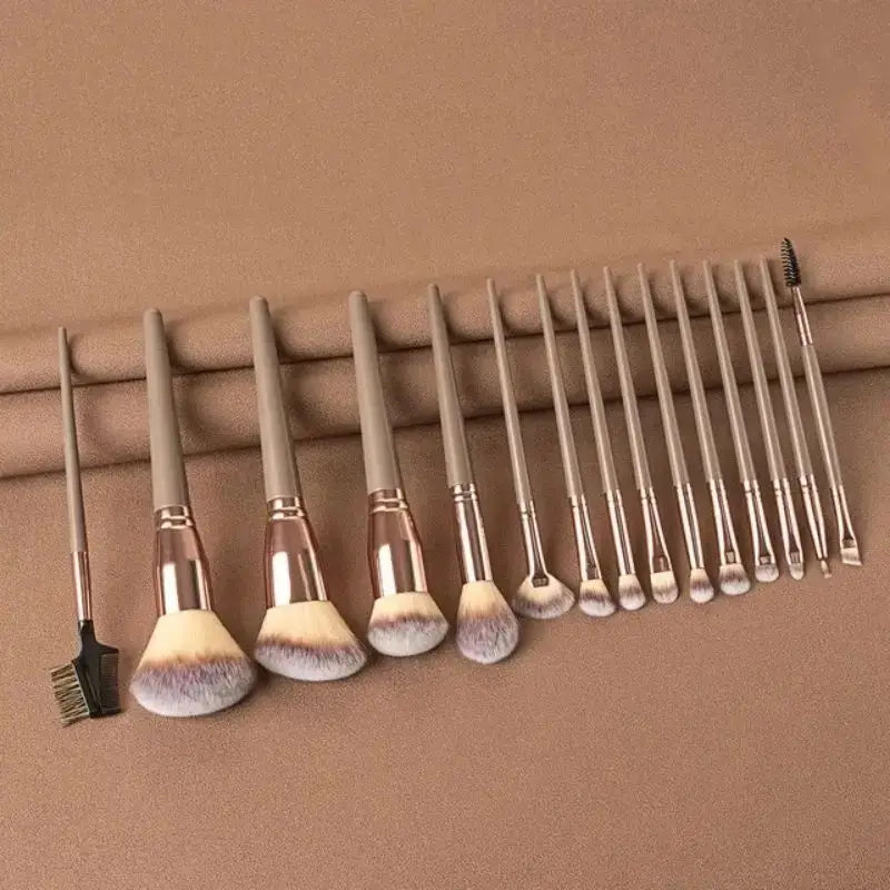 ✨ Professional Makeup Brush Set | Soft & Fluffy Kabuki, Foundation & Eyeshadow Brushes ✨