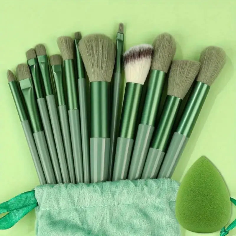 ✨ Professional Makeup Brush Set | Soft & Fluffy Kabuki, Foundation & Eyeshadow Brushes ✨