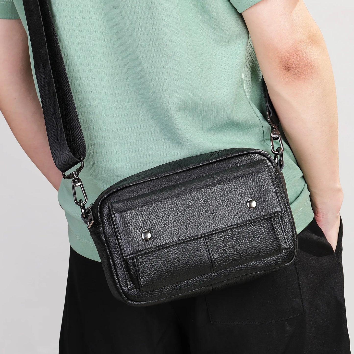 New men's crossbody bag, versatile and universal single-shoulder bag, large-capacity genuine leather fashionable crossbody bag