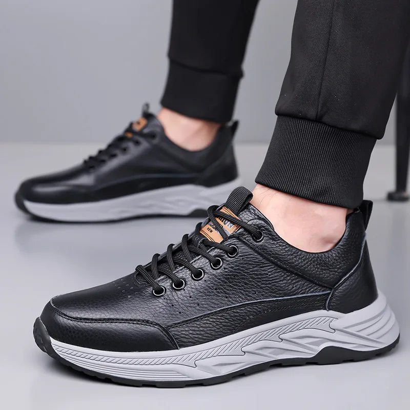 2025 Spring Autumn New Cow Leather Sneakers for Men Solid Color Fashion Casual White Shoes Male Lace Soft Sole Platform Shoe Man