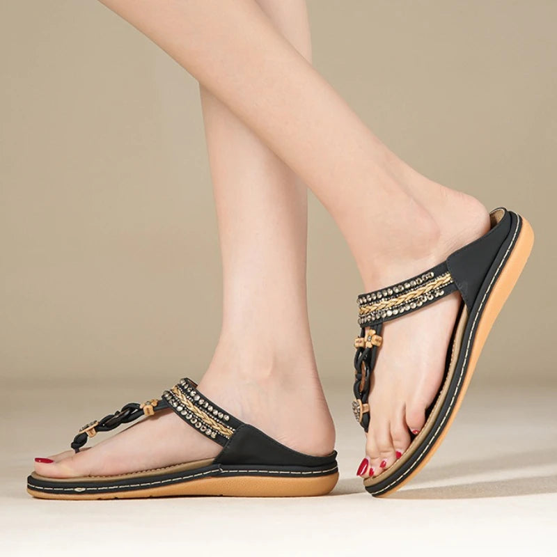 Fashion Rhinestone Flip Flops Woman Summer Footwear Casual Light Comfort Soft Sole Beach Sandals Bohemia Style Flat Slippers