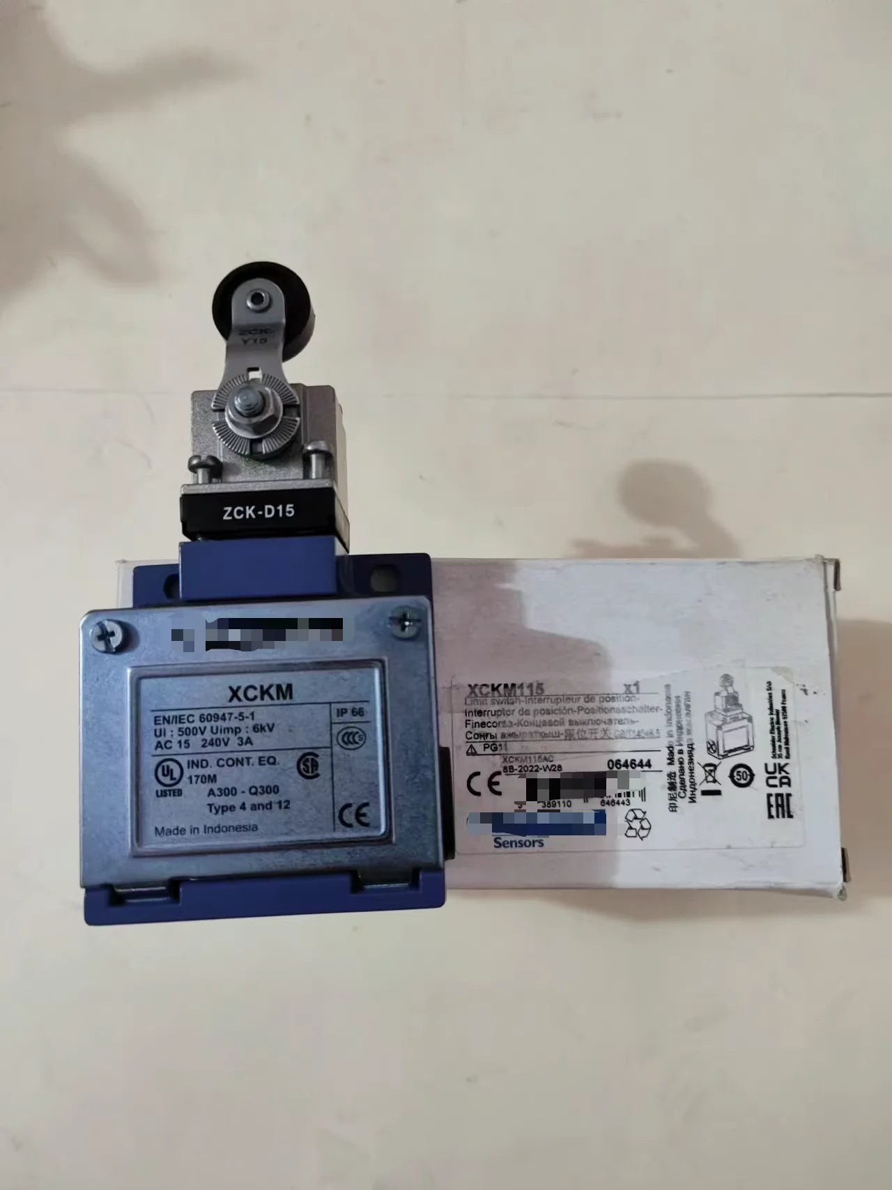 Original sensor  XCKM110H29  XCKM115H29 In stock