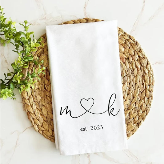 Personalized Initials and Heart Tea Towel Wedding Gift for Newlyweds Home Kitchen Accessory Bridal Shower Gift Wedding Souvenir
