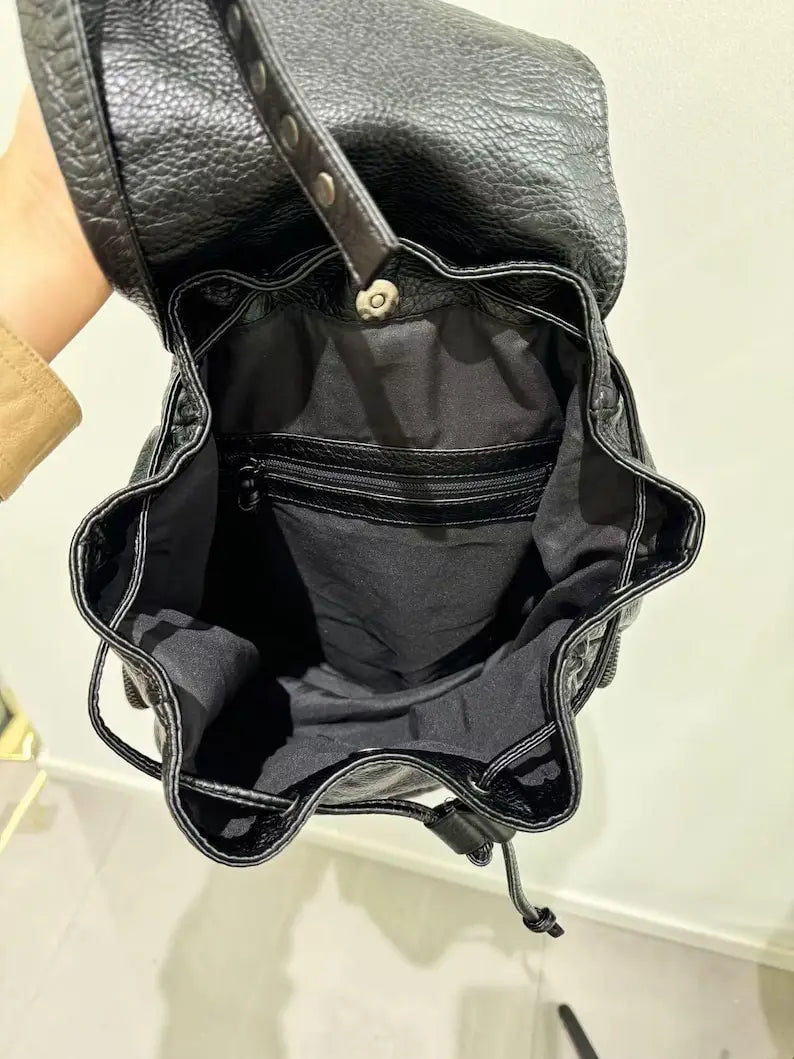 Gothic Punk PU Leather Shoulder Bag Rivet Y2K Backpack for Women’s Vintage Harajuku Backpacks College Large Capacity Bag